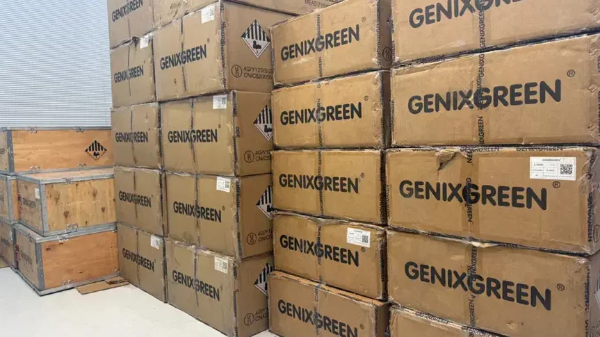 فروش باتری‌های برند Genixgreen ، جنیکس گرین نسل جدید باتری لیتیومی و ذخیره‌ساز انرژی در توان های ۵،۱۰،۱۴،۱۶ کیلووات با گارانتی اصلی شرکت سازنده با بهترین قیمت