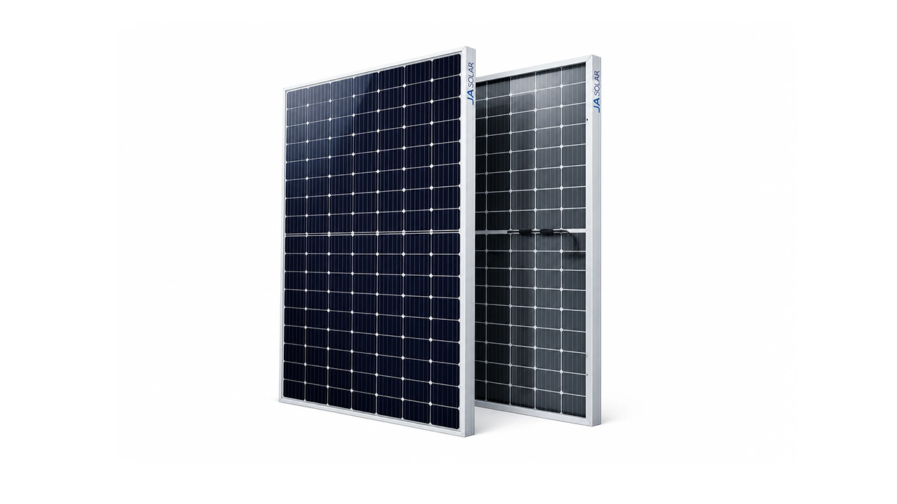 پنل خورشیدی جی ای سولار JA Solar 600 وات N-Type TOPCon دوطرفه دو رو شیشه روی پس زمینه سفید
